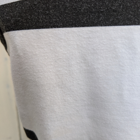 Retro Style Striped Crop Top with Cut Out Detail - Picture 10 of 10